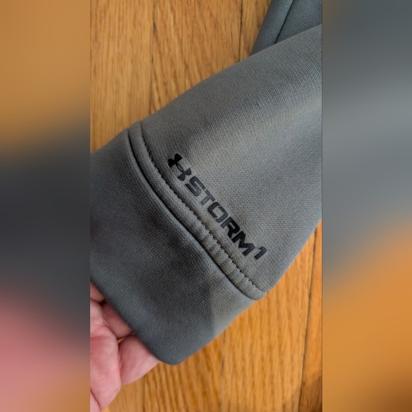 Under Armour Navy and Gray Fleece Hoodie - Picture 3 of 7